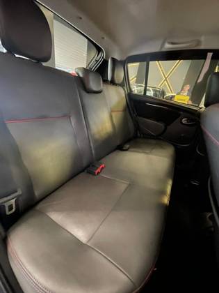 RENAULT SANDERO 1.6 STEPWAY 16V FLEX 4P AUTOMÁTICO